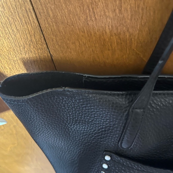 Black Tote great condition used a handful of times. - Picture 4 of 7